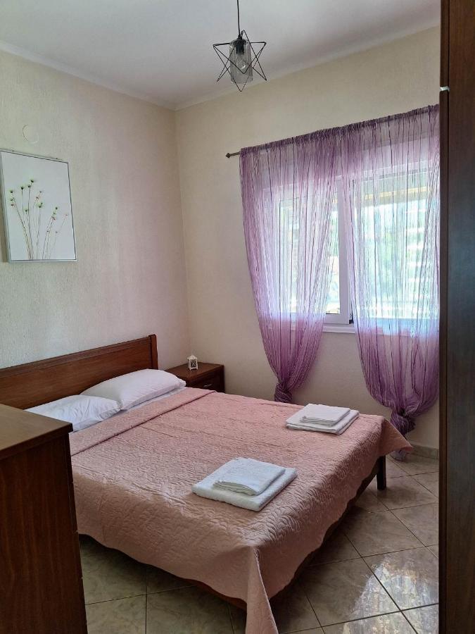 Xristos Villa Vrasna Eksteriør bilde